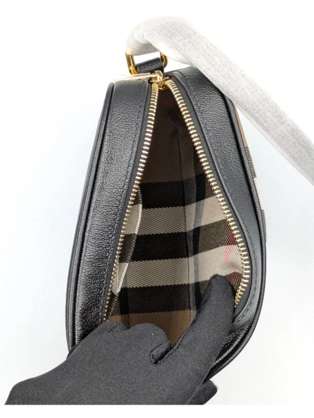 Burberry Vintage Check Small Camera Crossbody Bag Black 8120830